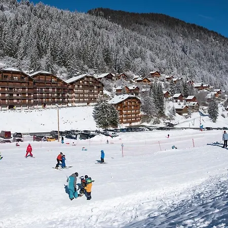Edelweiss, 5 Pers, Balcon Sud Est, Vue Sur Les Montagnes Appartement Le Biot